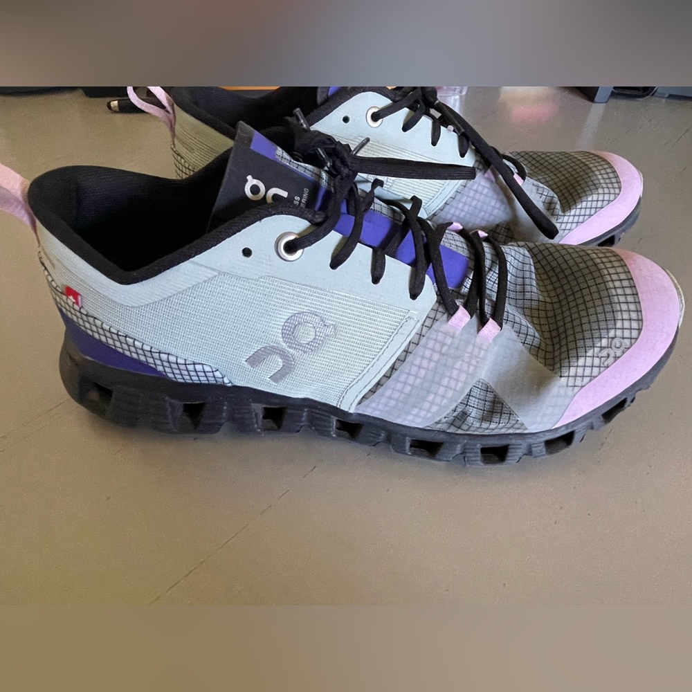 On Cloud Tennis Shoes (gently used)